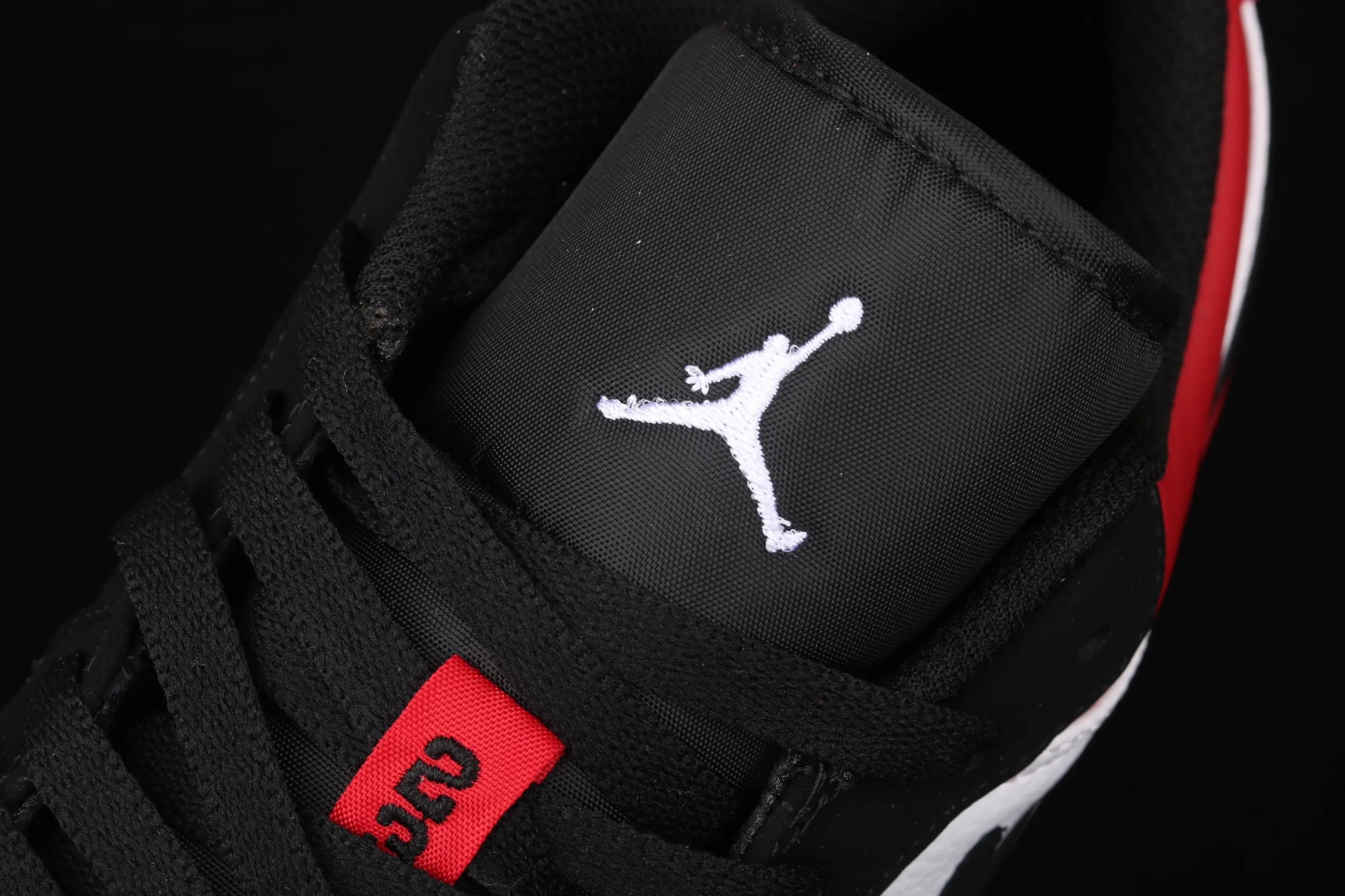 All Categories Air Jordan Jordan Series Basketball Shoes Air Jordan 1 Low New Version Air Jordan 1 Low AJ1 Joe 1 Low Top Leather Black Toe 553558-116